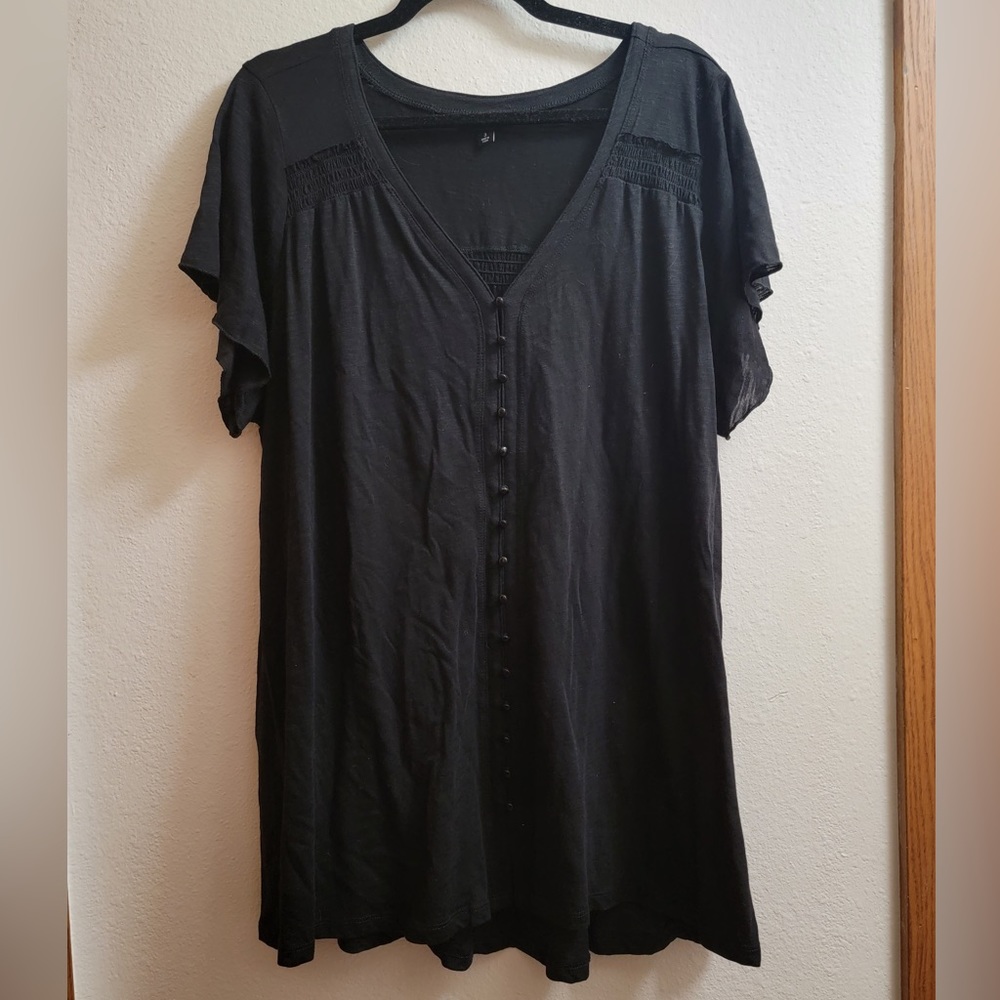 Torrid Black Button Down Top sz 3X Cap Ruffle Sleeves Flowy Plus Size